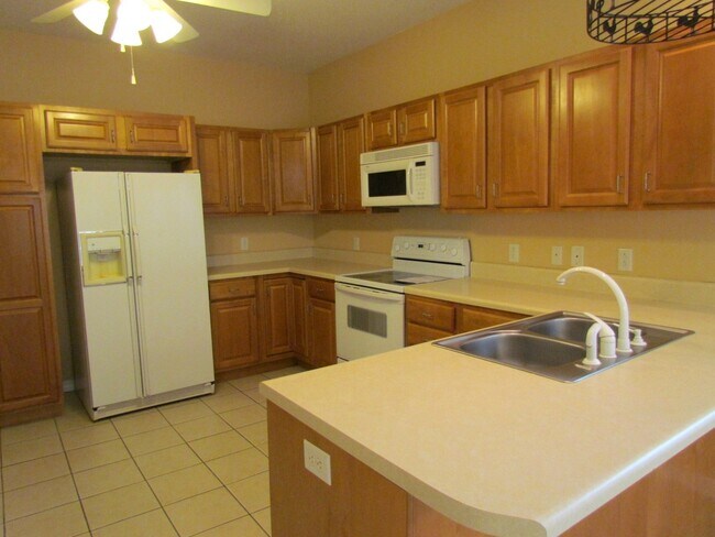 Building Photo - 4530 White Point Ct
