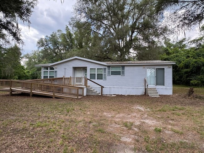 Building Photo - 2 Bedroom / 2 Bath Mobile Home with Office/Flex Space – Suwannee County (16th Street)