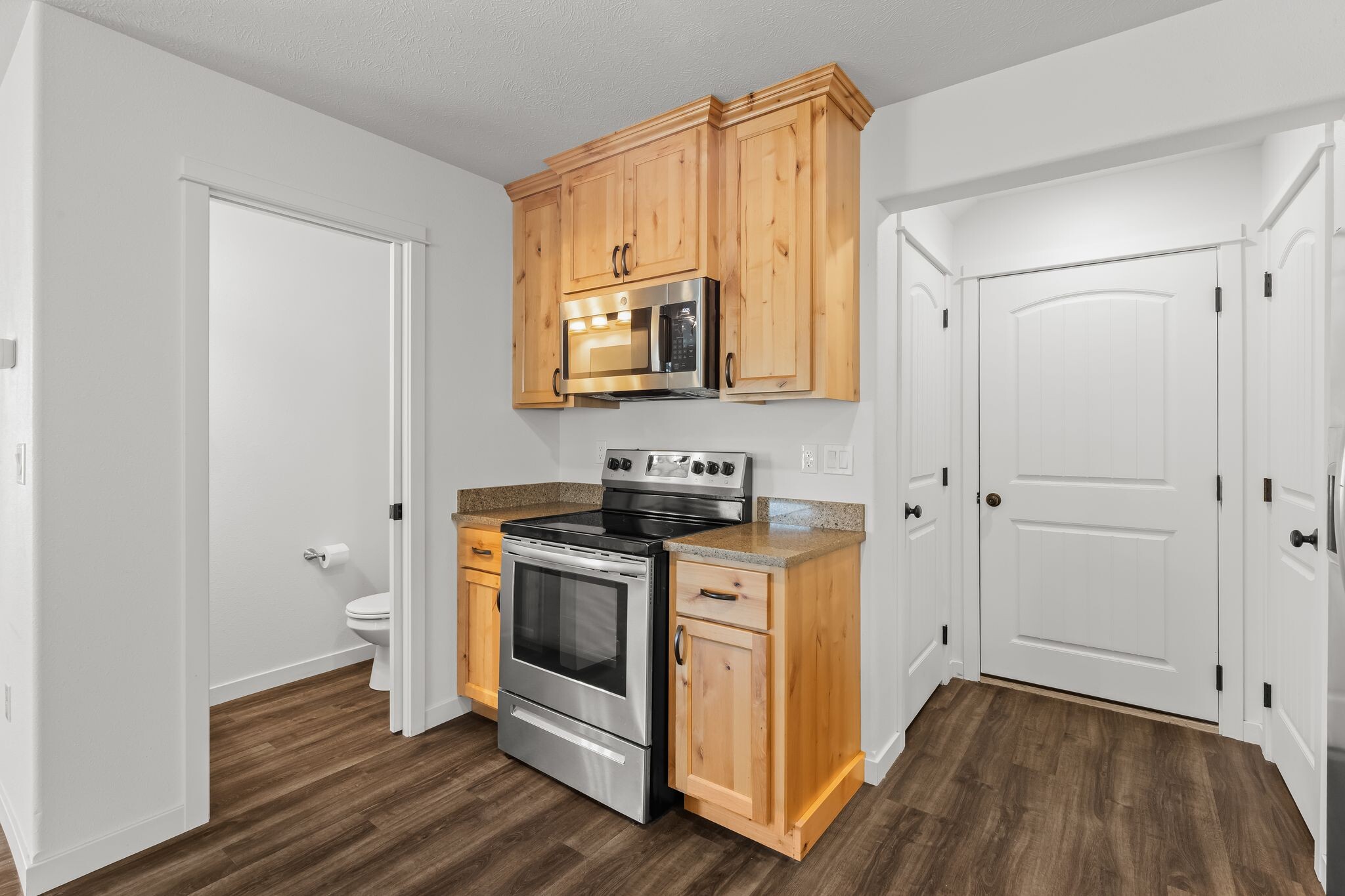 Building Photo - 1006 Pendulum Lane