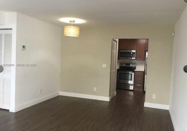 Building Photo - 11084 Royal Palm Blvd