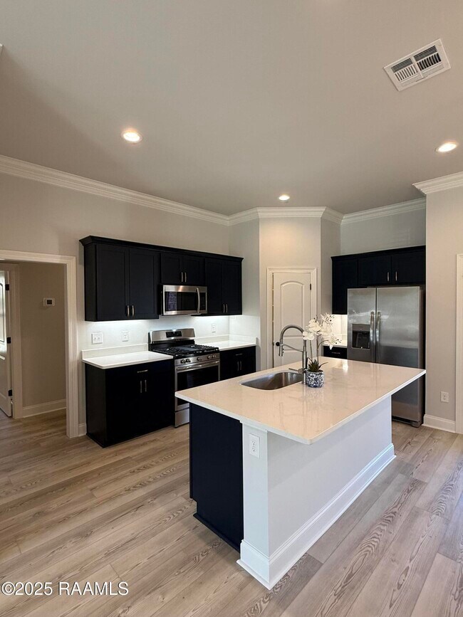 Building Photo - 135 Ridley Ln