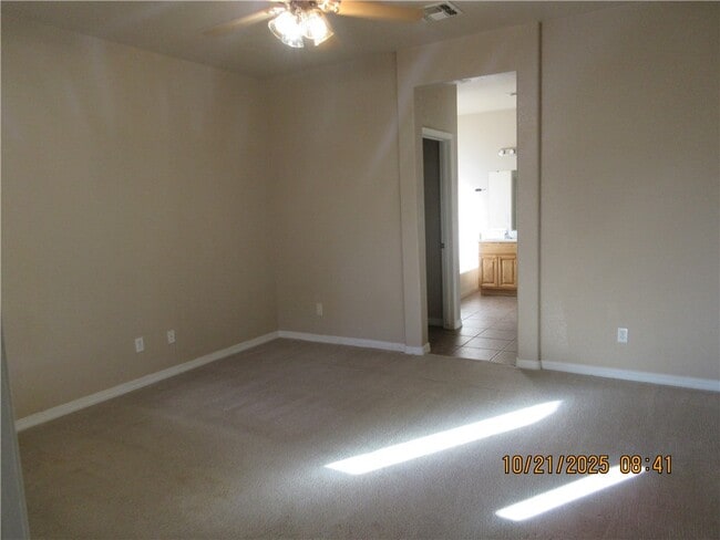 Building Photo - 2044 Rex Allen Dr