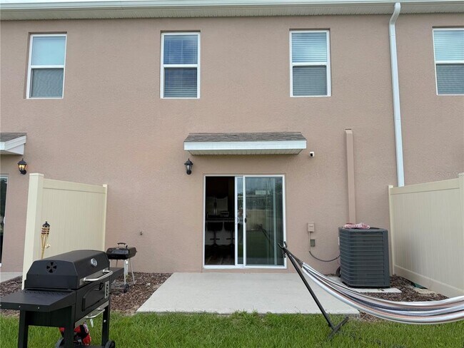 Building Photo - 1217 Balsam Dr.