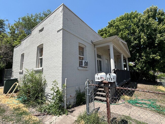Building Photo - 266-268-268 S 900 W