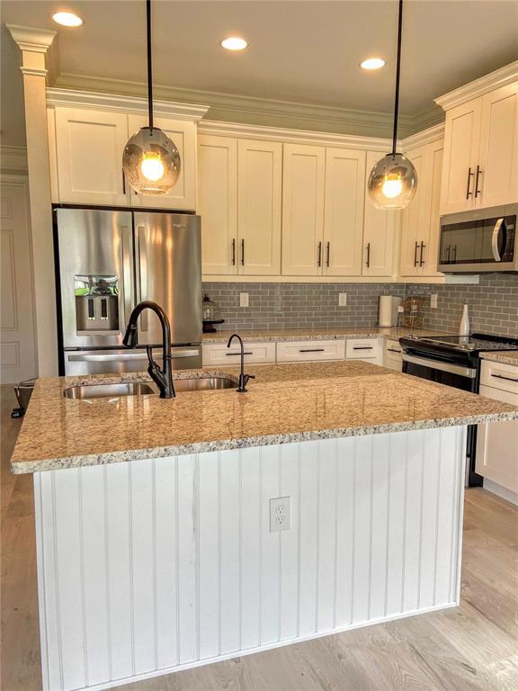 Building Photo - 3373 Eagle Pass St