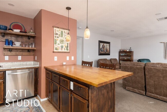 Building Photo - 835 Mesquite Springs Dr