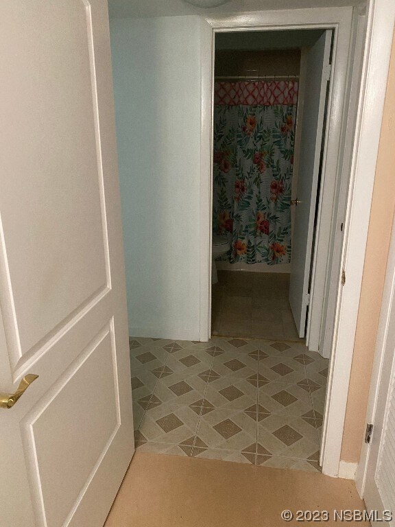 Building Photo - 832 E 21st Ave