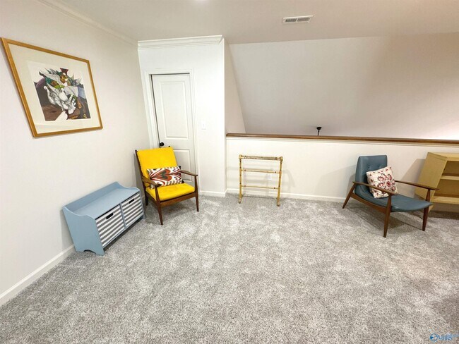 Building Photo - 2709 Thornton Cir SW