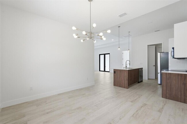 Building Photo - 8472 Agate St