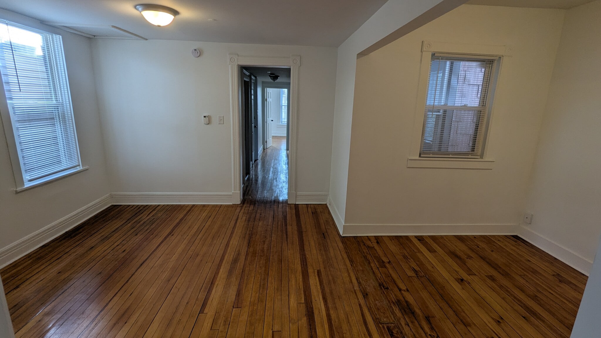 Building Photo - 136 Dove St