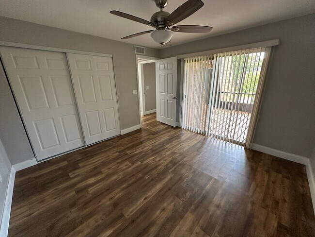 Building Photo - $1600-$2000 P.M