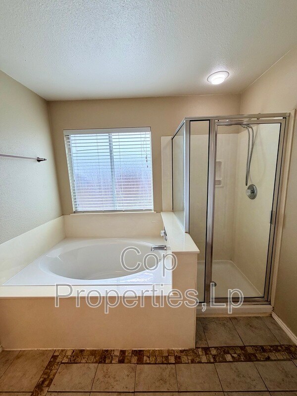 Building Photo - 25526 Gold Yarrow