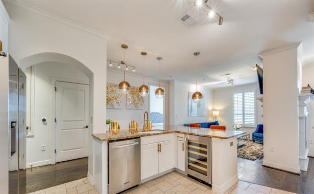 Building Photo - 8616 Turtle Creek Blvd
