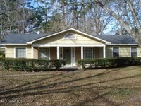 Building Photo - 5301 Ridgewood Rd