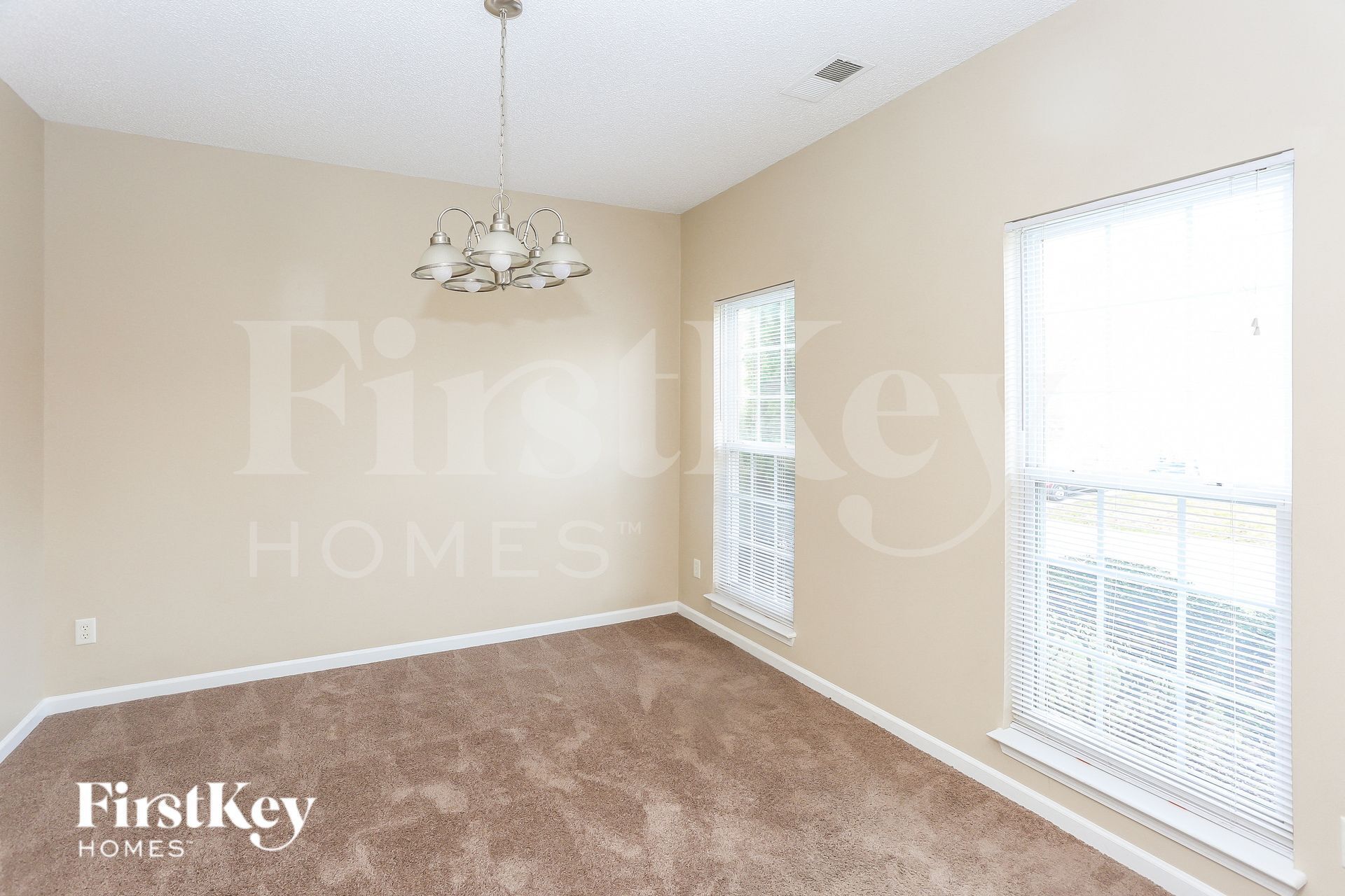 Building Photo - 6017 Briggs Dr