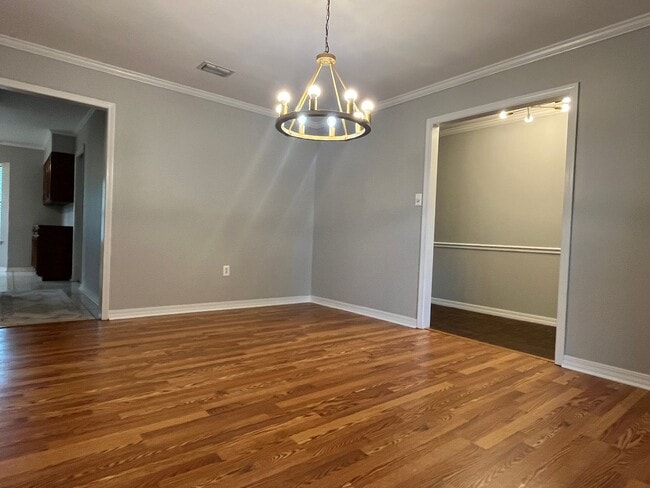 Building Photo - 617 Turtle Creek Dr