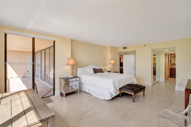 Building Photo - 11113 Biscayne Blvd