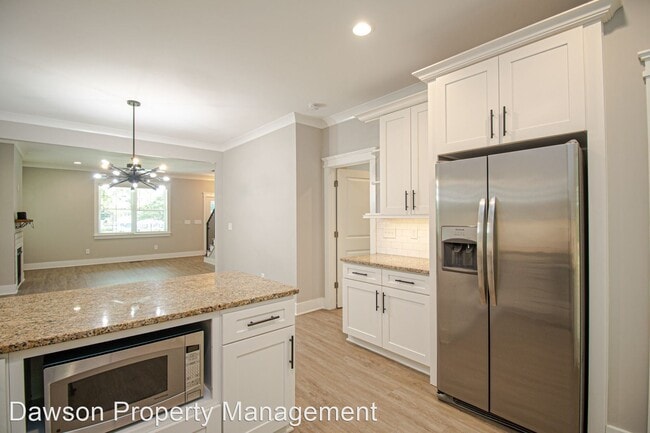 Building Photo - 3 br, 2.5 bath House - 712 Seldon Drive