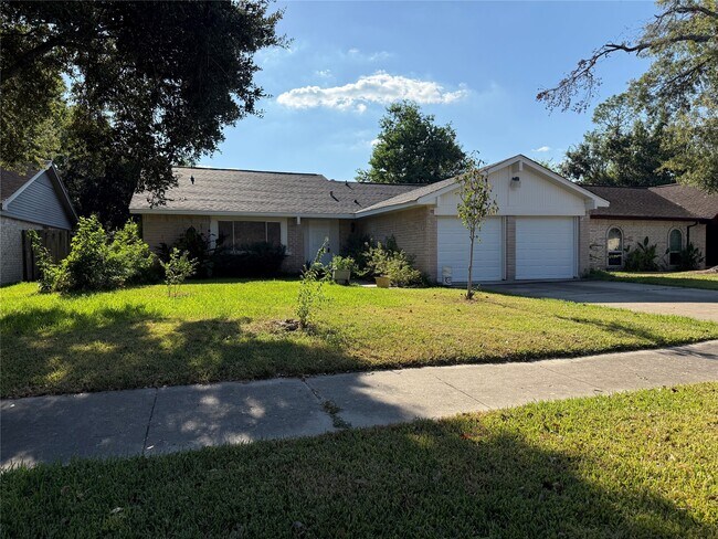 Primary Photo - 2802 Valley Forest Dr