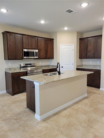 Building Photo - 123 Canales Cir