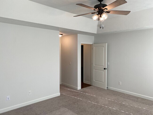 Building Photo - 3632 Kearsley St