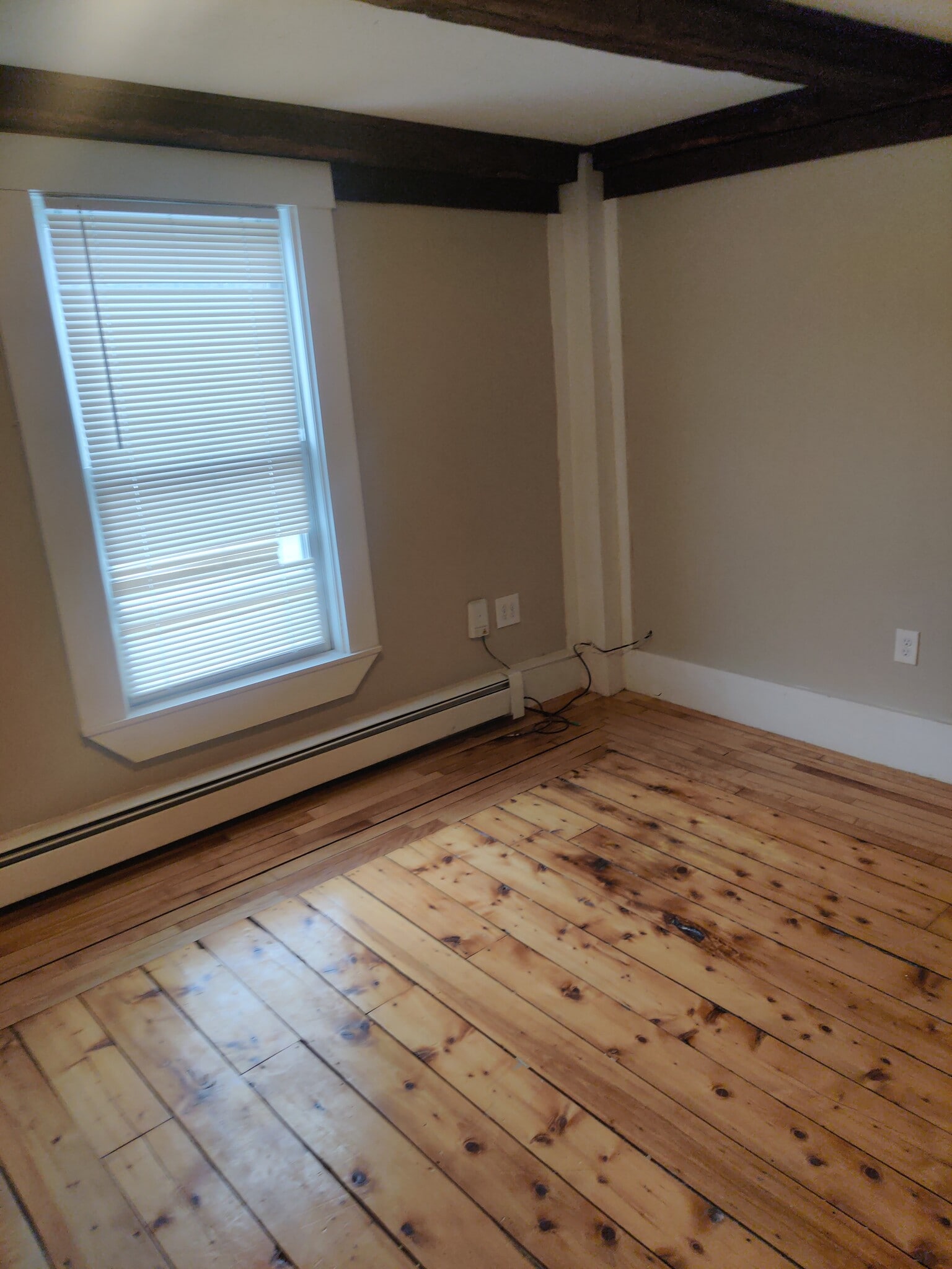 Building Photo - 37 Whitehall Rd