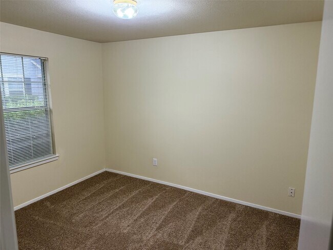 Building Photo - 1539 Nichole Woods Dr