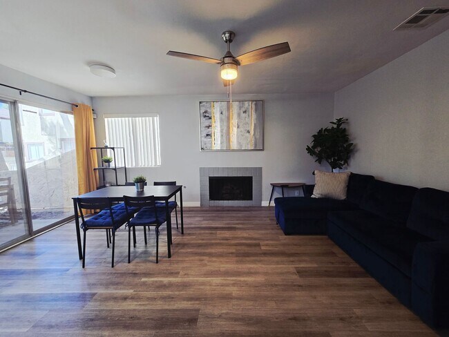 Building Photo - Fully Furnished 2-Bedroom Townhouse Near the Strip, UNLV & Airport