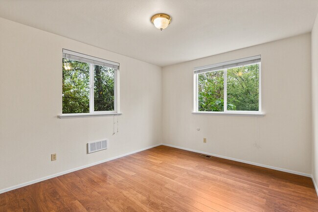 Building Photo - 4724 S Findlay St