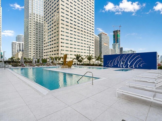 Building Photo - 335 S Biscayne Blvd