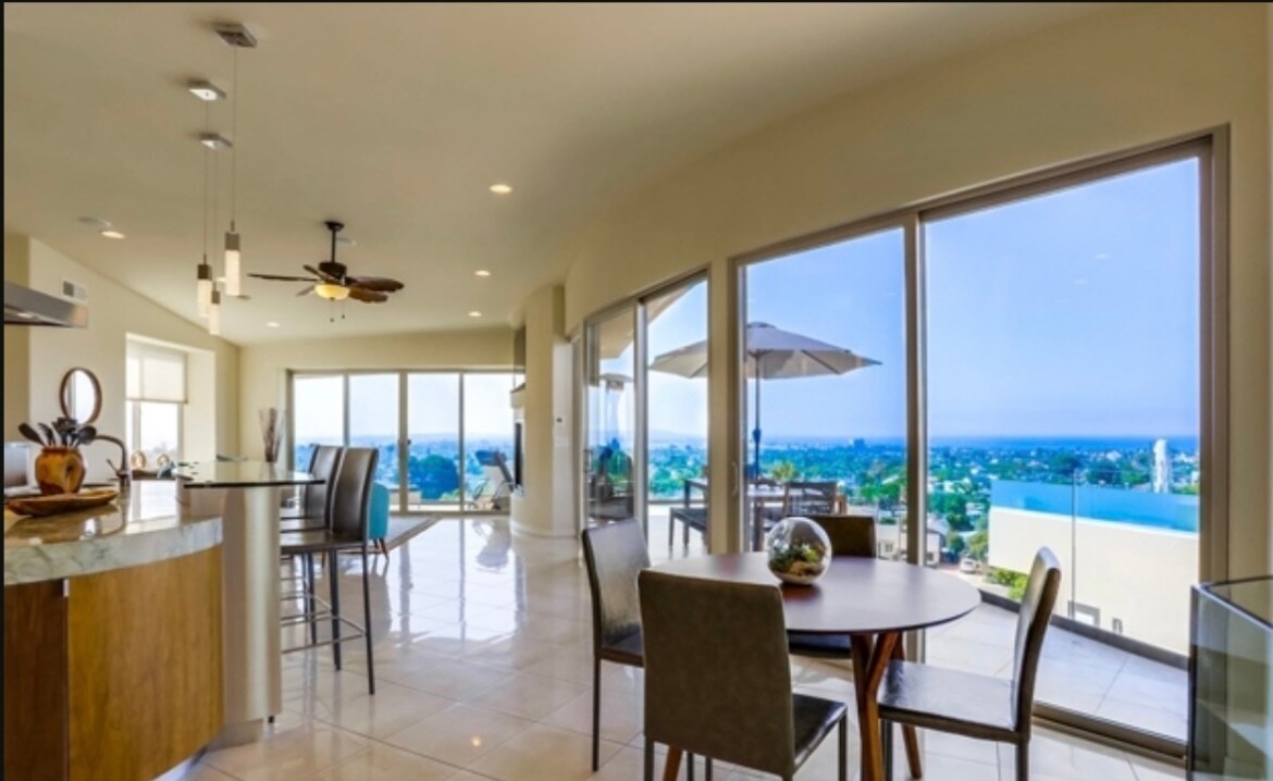 Building Photo - 1518 Monmouth Dr