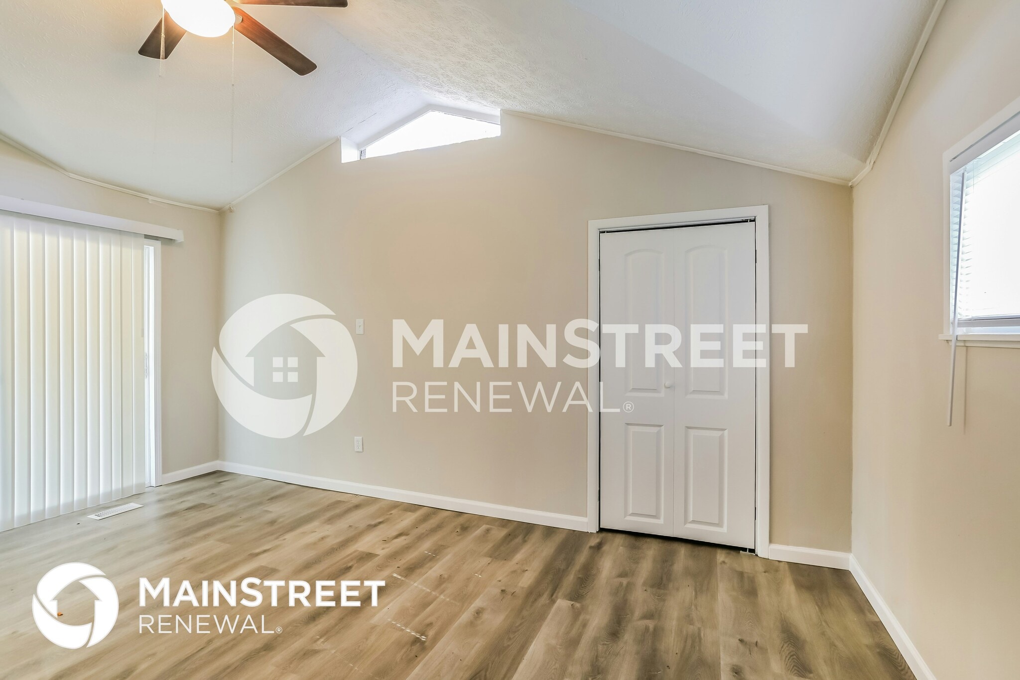 Building Photo - 2475 Lawndale Ave