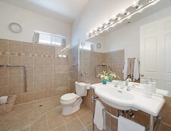 Building Photo - 771 Dry Creek Dr