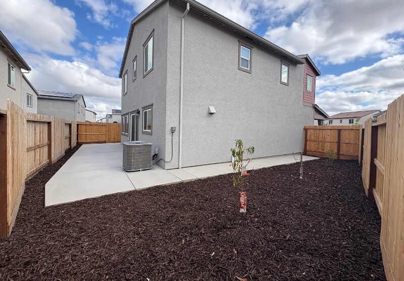 Building Photo - 18541 Waterfront Wy