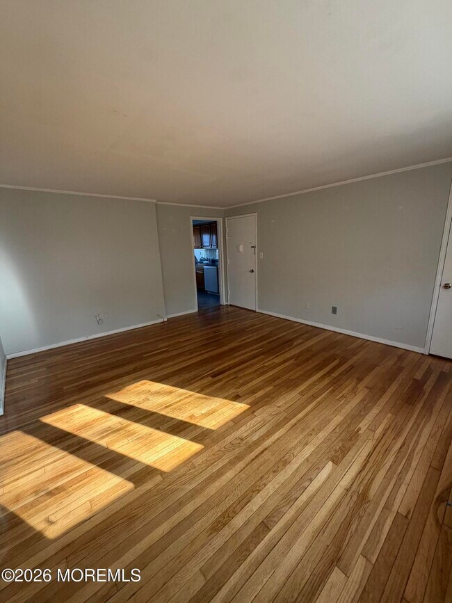 Building Photo - 28B Garfield Park