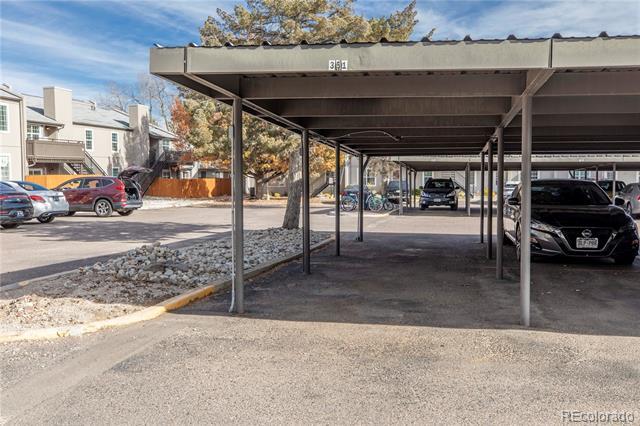 Building Photo - 2301 E Fremont Ave