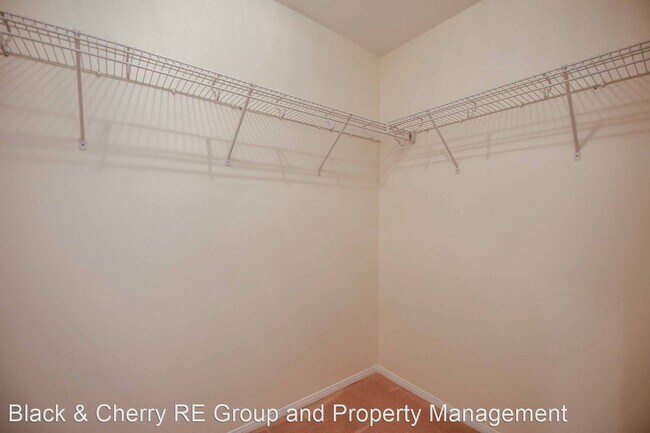 Building Photo - 3 br, 3.5 bath House - 9348 Hosner St.