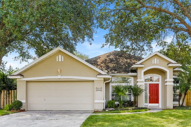 Building Photo - 265 Maplewood Dr
