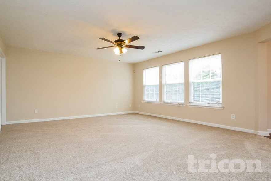 Building Photo - 1765 Campbell Ives Dr SE