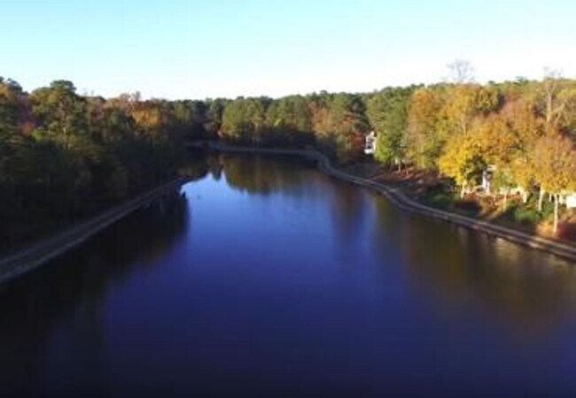 Building Photo - Stunning Home in Desirable Lochmere Community - Available NOW!