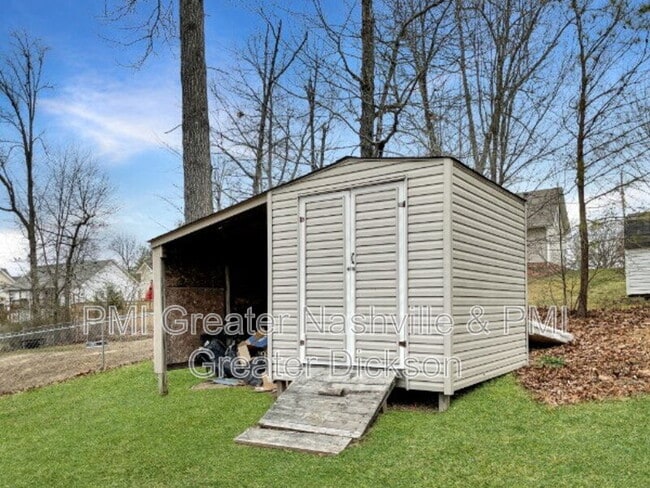 Building Photo - 130 Sherron Dr