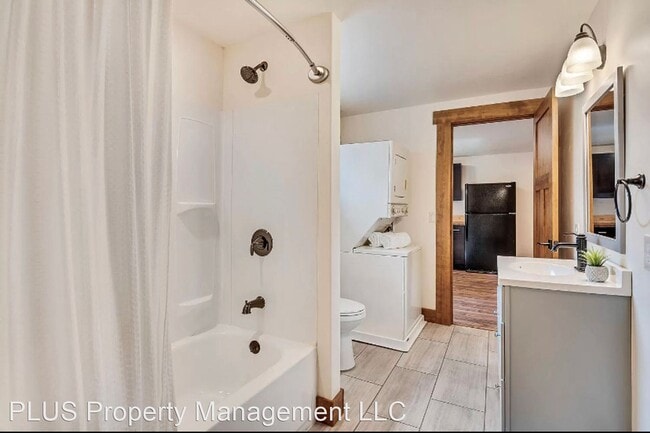 Building Photo - 1 br, 1 bath House - 232 NW Florida B