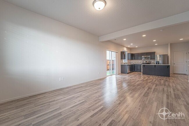 Building Photo - 2018 S Taverner Dr