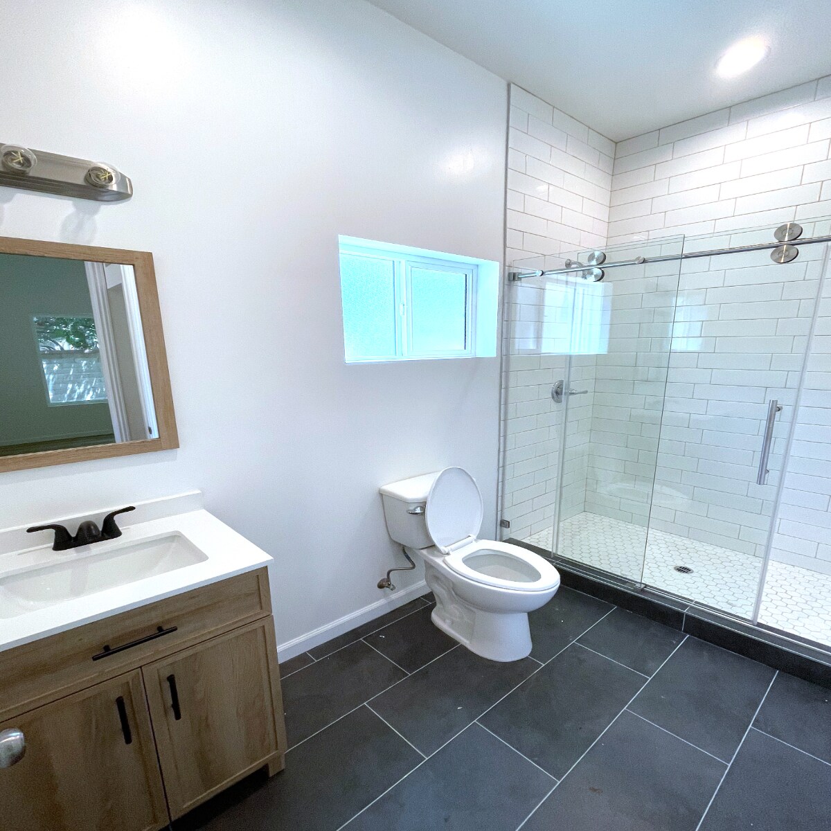 Building Photo - 8045 Norwich Ave