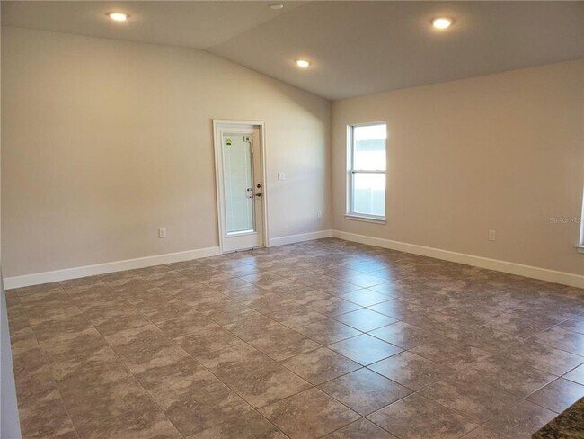 Building Photo - 1138 Berry Ln