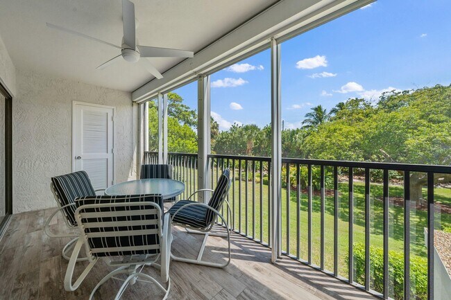 Building Photo - 300 N Hwy A1A