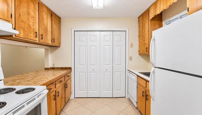 Building Photo - 4777 Leah Ln