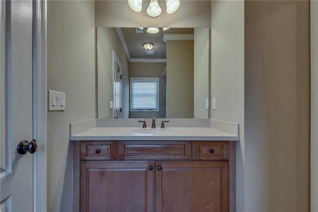 Building Photo - 3924 Sweat Creek Run NE