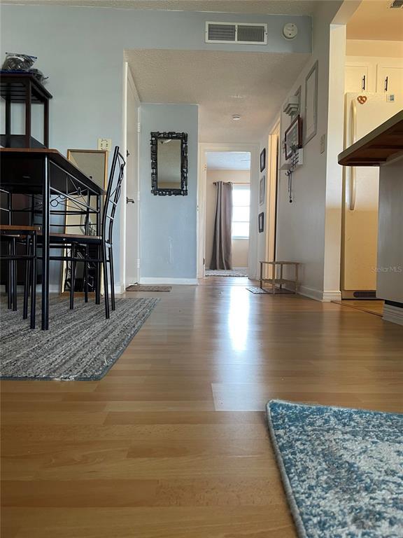 Building Photo - 239 S McMullen Booth Rd