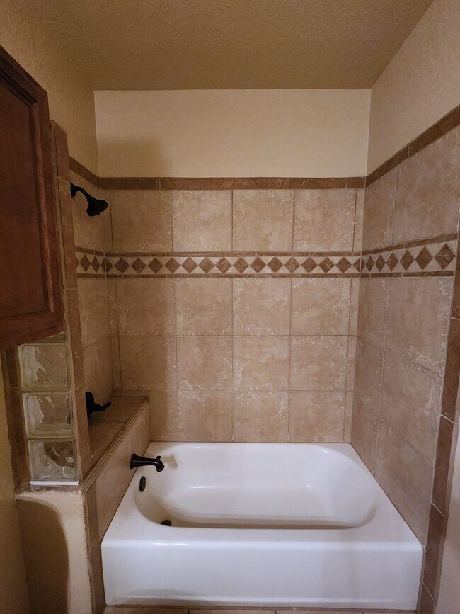 Building Photo - 1293 Mission Nuevo Dr